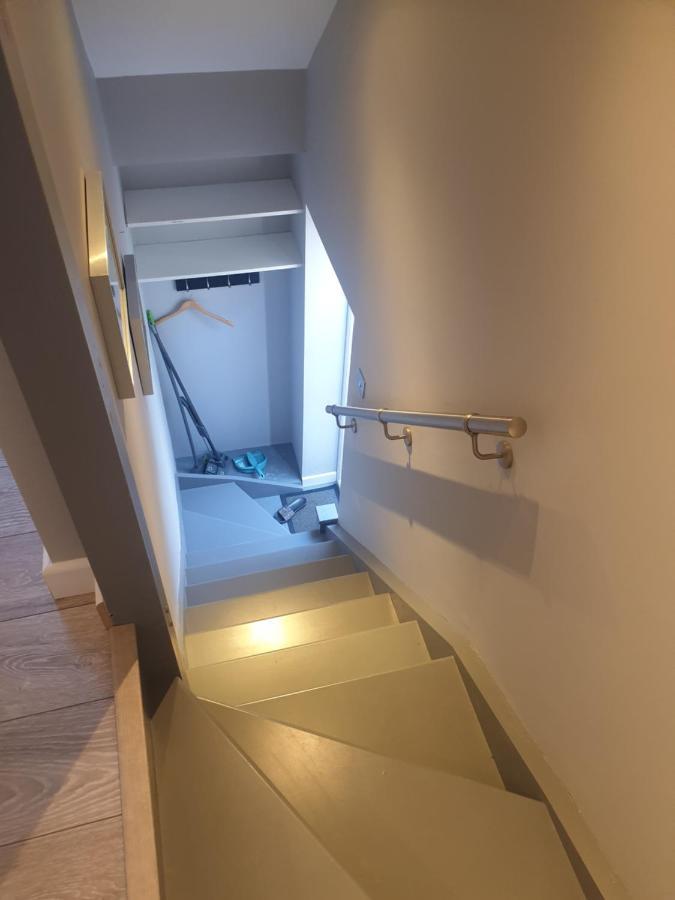 בראקנל The Contemporary Studio מראה חיצוני תמונה